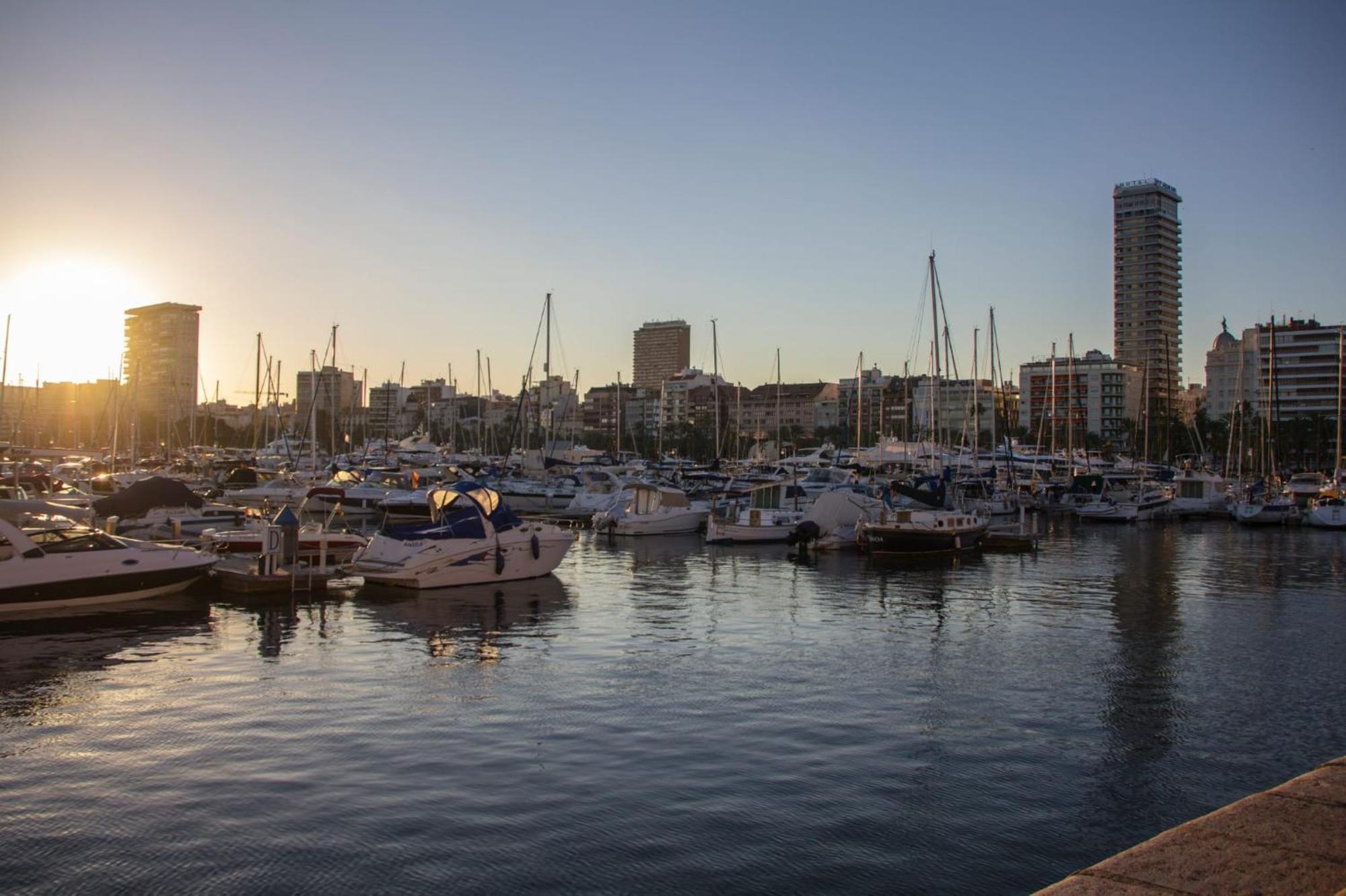 El Barrio Alicante , Playa Y Casco Antiguo Bagian luar foto