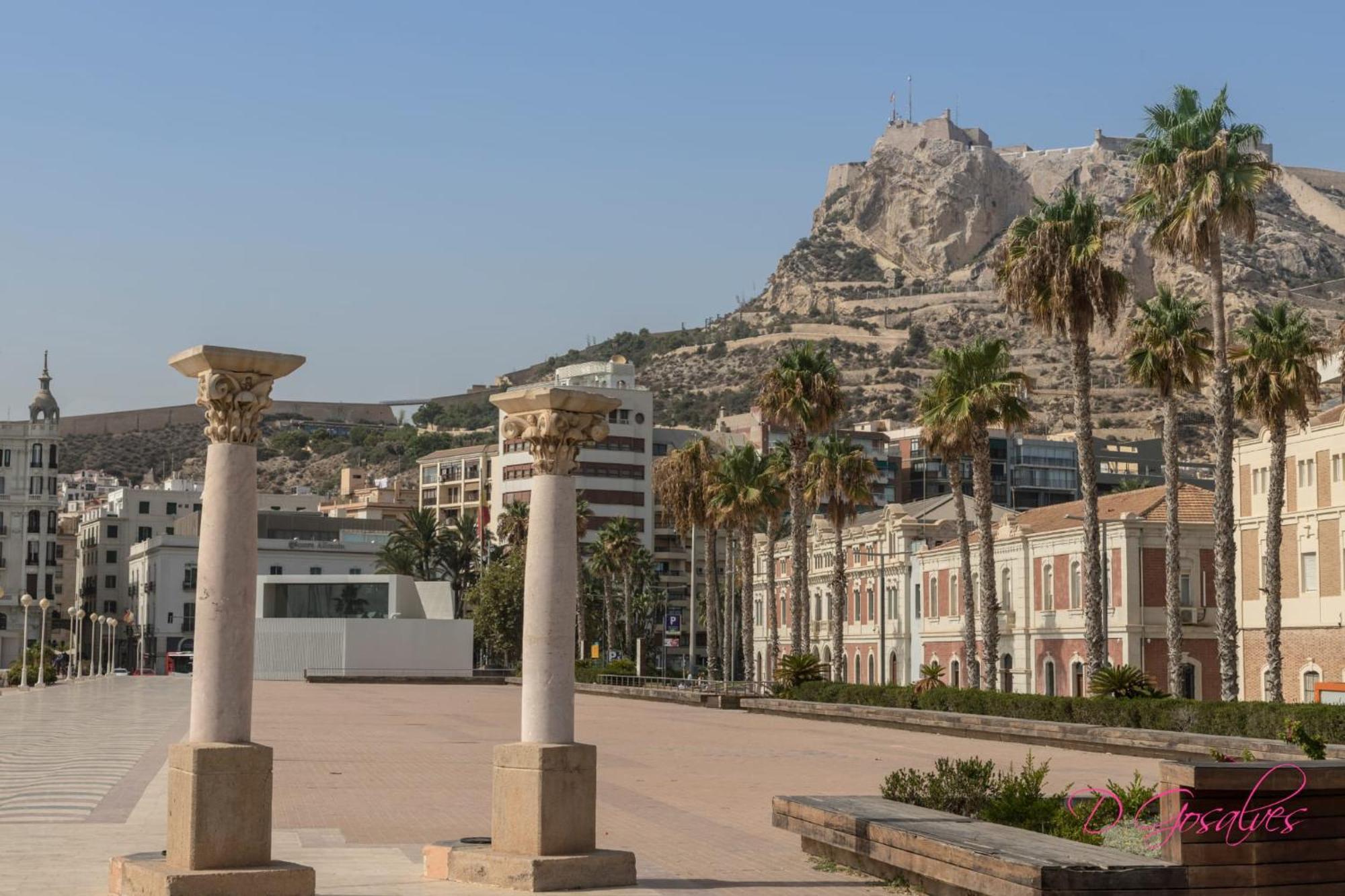 El Barrio Alicante , Playa Y Casco Antiguo Bagian luar foto